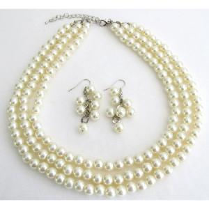 Beautiful Designed Jewelry Ivory Pearl Wedding..